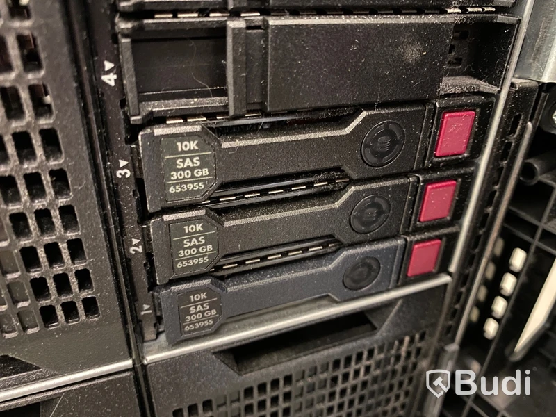 Server HP ProLiant ML350 Gen9, 3x SAS-diskar 300 GB 10K, 8GB RAM, Intel Xeon E5-2609 v3