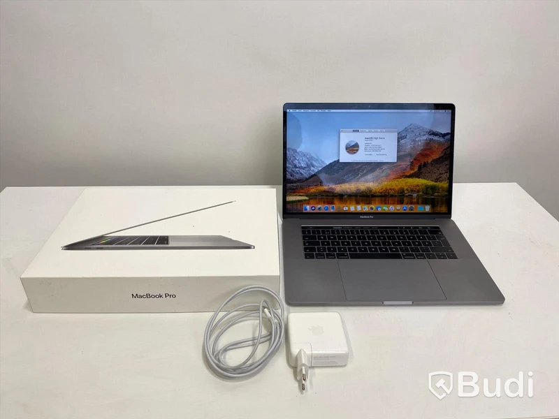 Macbook 15 tum RETINA 3.1 GHz, 16 GB RAM, 2 TB HD