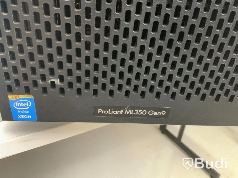 HP Proliant Xeon E5-2609 v3, ML350 Gen9, 3x 300GB SAS 10K