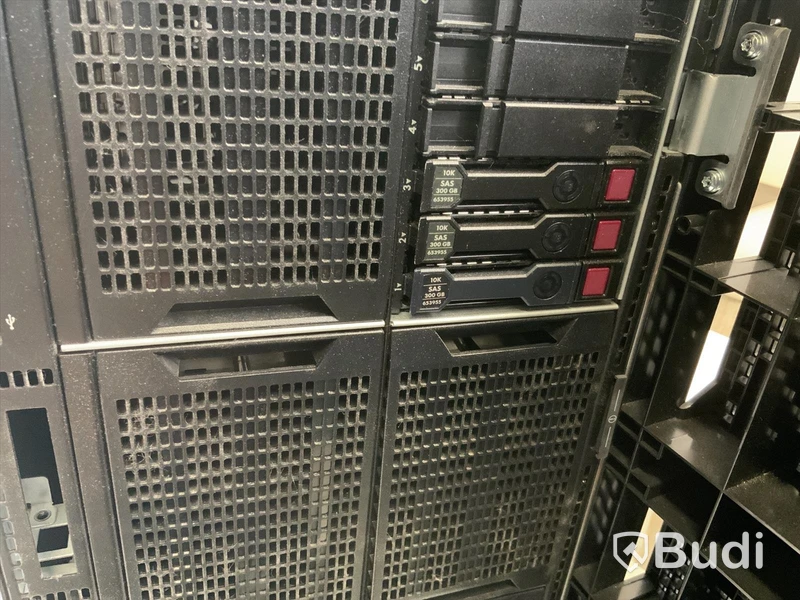 HP Proliant Xeon E5-2609 v3, ML350 Gen9, 3x 300GB SAS 10K