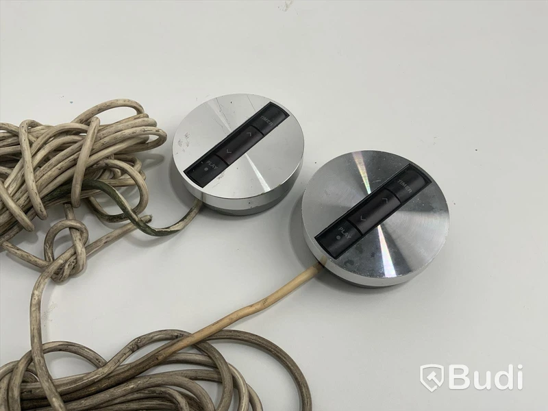 BANG & OLUFSEN, 4st BeoLab 4000 Aktiva högtalare. Trasig stereo ink tillbehör. Omstartad auktion