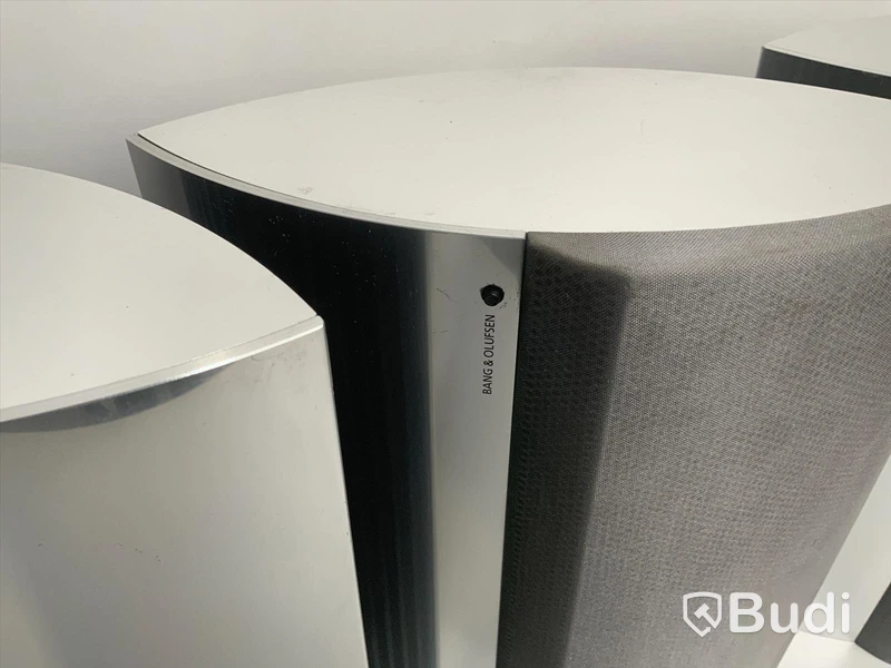 BANG & OLUFSEN, 4st BeoLab 4000 Aktiva högtalare. Trasig stereo ink tillbehör. Omstartad auktion