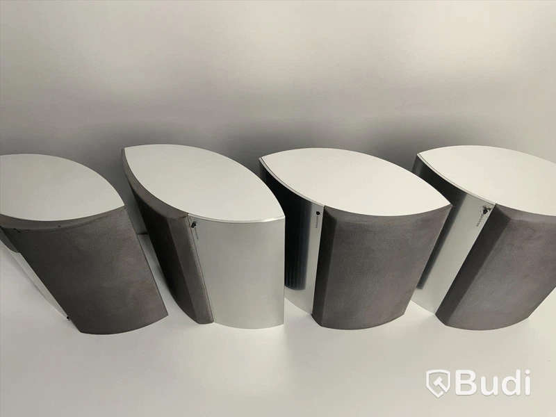 BANG & OLUFSEN, 4st BeoLab 4000 Aktiva högtalare. Trasig stereo ink tillbehör. Omstartad auktion