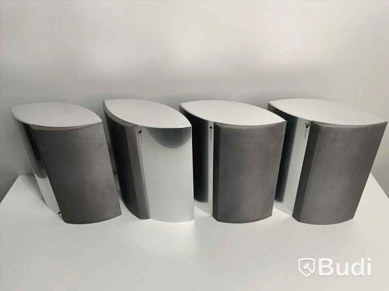 BANG & OLUFSEN, 4st BeoLab 4000 Aktiva högtalare. Trasig stereo ink tillbehör. Omstartad auktion