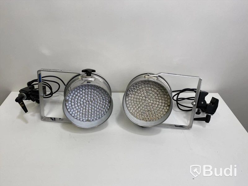 Eurolite LED PAR-64 RGB spot, short lampor