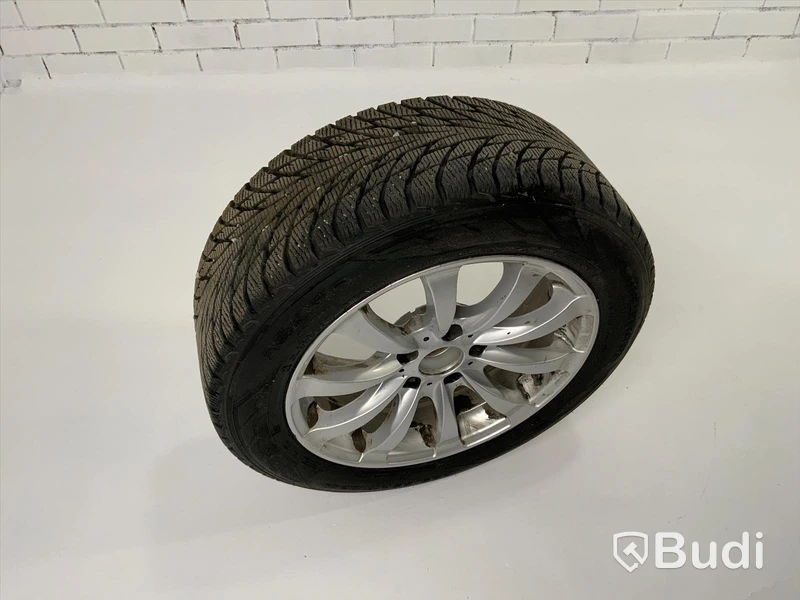 NOKIAN Däck, 4st. Har suttit på BMW X5