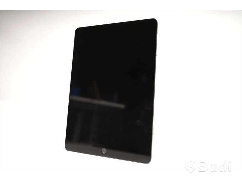 iPad 8th gen. 32gb WiFi, med skal i skinn från Deltaco. Funktionstestad. - ej laddare