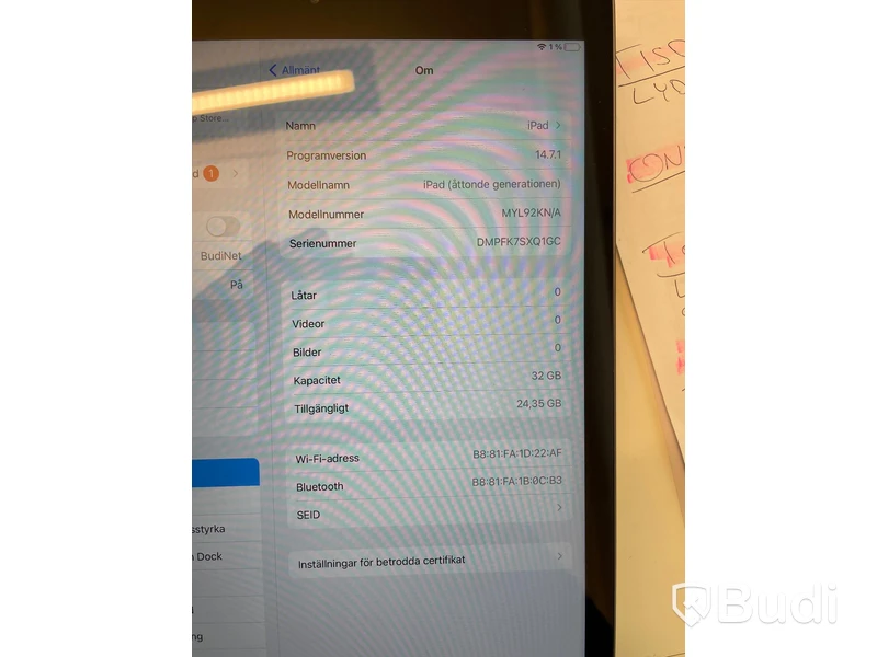 iPad 8th gen. 32gb WiFi, med skal i skinn från Deltaco. Funktionstestad. - ej laddare