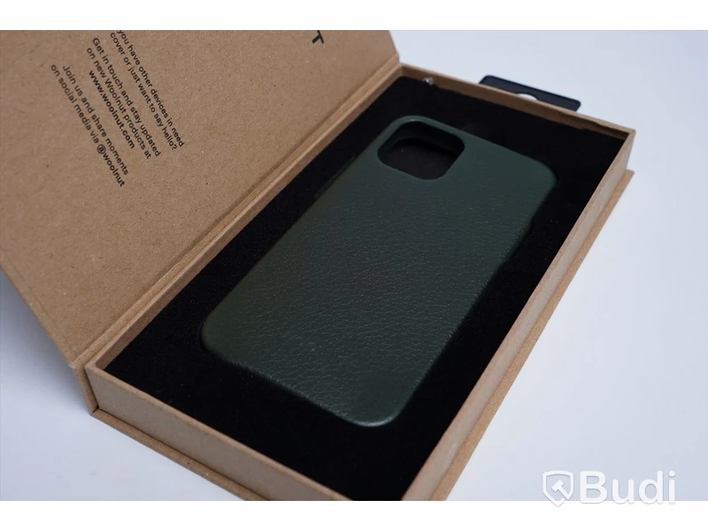 Mobilskal - 2 st. Woolnut, Leather case, iPhone 12 Mini, Cognac och Green. Ny, Obruten förpackning.