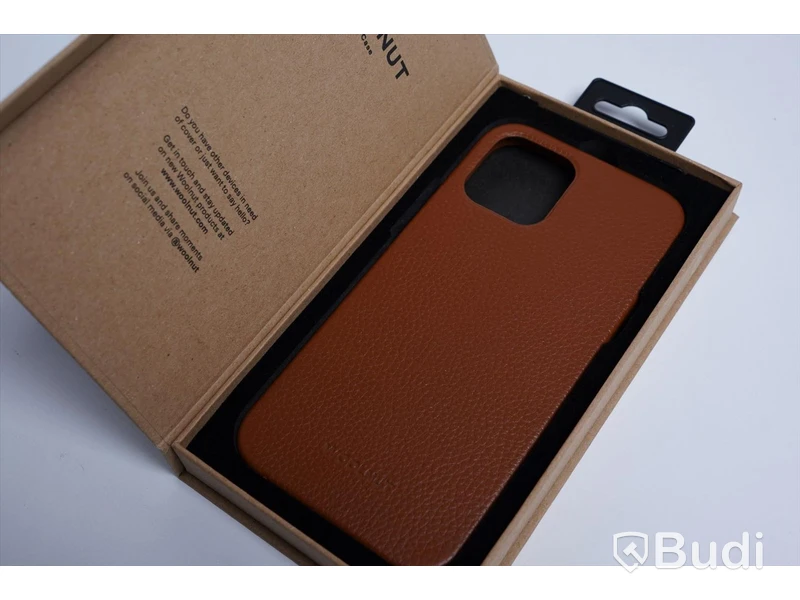 Mobilskal - 2 st. Woolnut, Leather case, iPhone 12 Pro Max, Cognac och Green. Ny, Obruten förpackning.