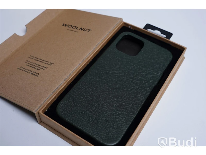 Mobilskal - 2 st. Woolnut, Leather case, iPhone 12 Pro Max, Black och Green. Ny, Obruten förpackning.