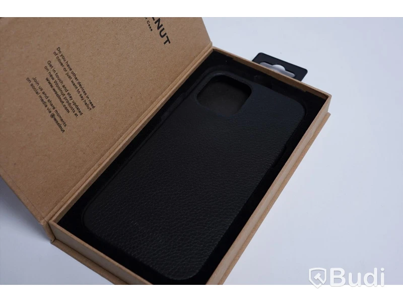 Mobilskal - 2 st. Woolnut, Leather case, iPhone 12 Pro Max, Black och Green. Ny, Obruten förpackning.