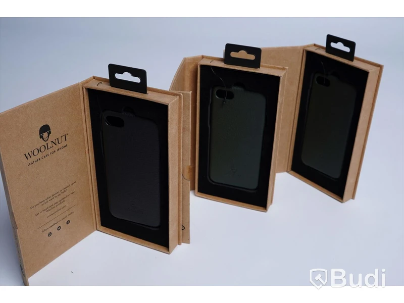 Mobilskal - 3 st. Woolnut, Leather case, iPhone SE, Black och Green. Ny, Obruten förpackning.