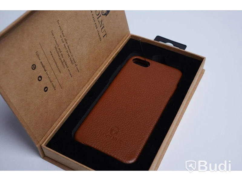Mobilskal - 3 st. Woolnut, Leather case, iPhone SE, Cognac. Ny, Obruten förpackninng.