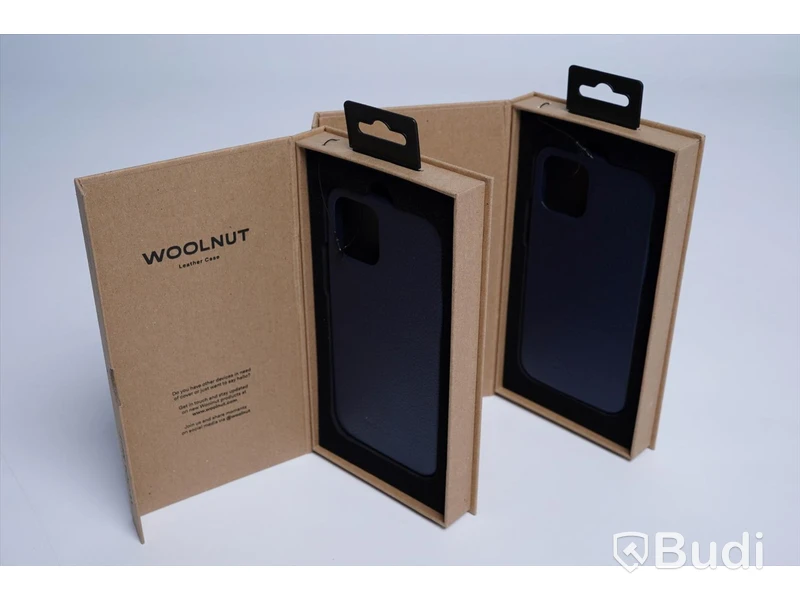 Mobilskal - 2 st. Woolnut, Leather case, iPhone 12/12 Pro, Blue. Ny, Obruten förpackning.