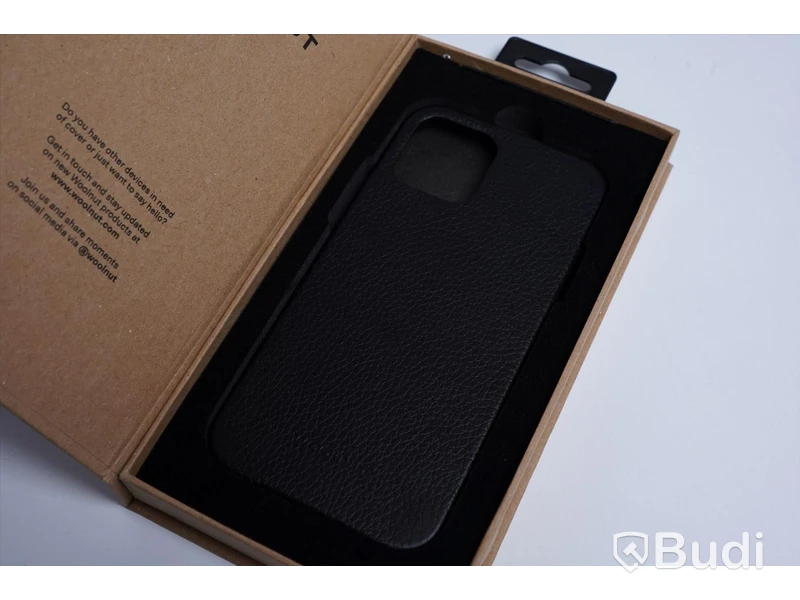 Mobilskal - 2 st. Woolnut, Leather case, iPhone 12/12 Pro, Black. Ny, Obruten förpackning.