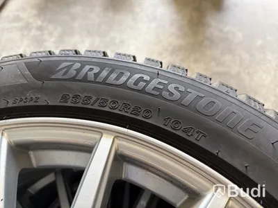 Dubbade vinterhjul Bridgestone Blizzak (235/50R20) | Skoda Enyaq