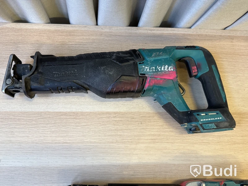 7 st batterimaskiner Makita