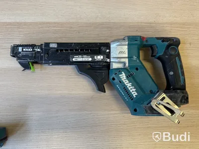 7 st batterimaskiner Makita