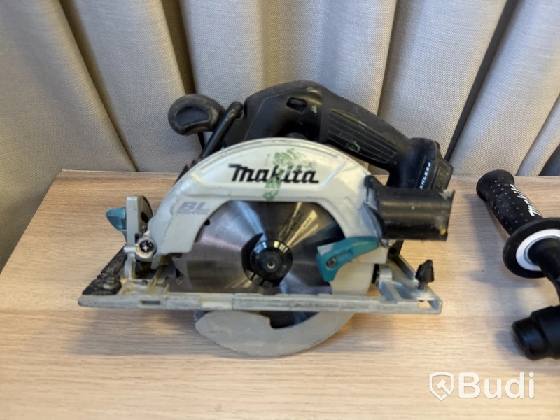 7 st batterimaskiner Makita