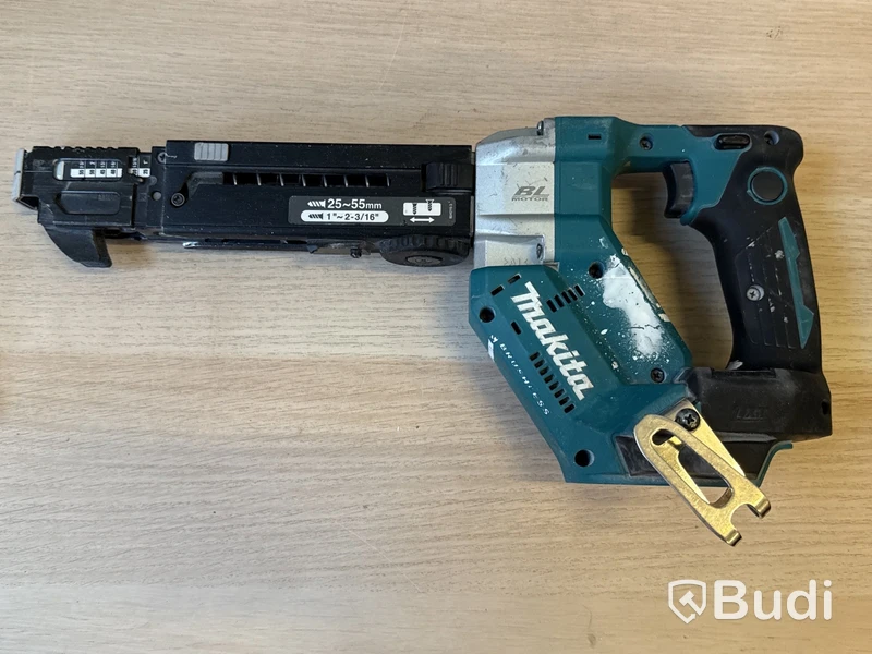 7 st batterimaskiner Makita