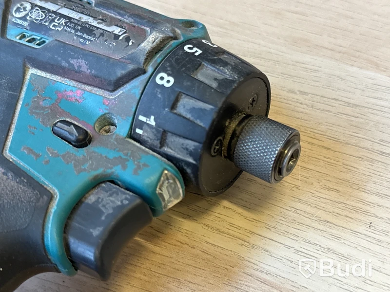 8 st batterimaskiner Makita