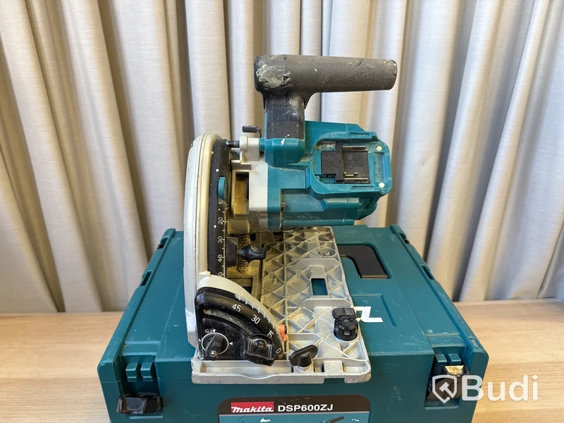 Batteridriven sänksåg Makita DSP600ZJ