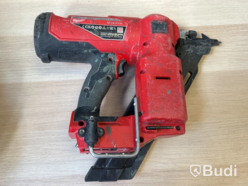 Batteridriven spikpistol Milwaukee M18 FFN