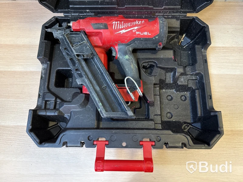 Batteridriven spikpistol Milwaukee M18 FFN