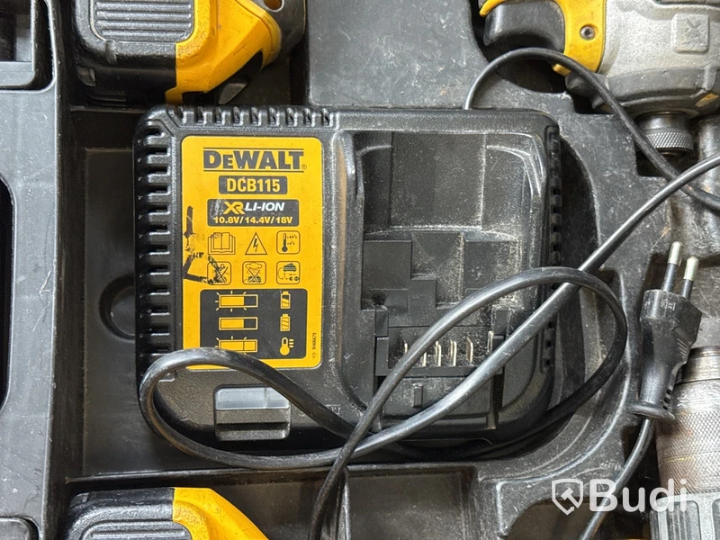 5 st batterimaskiner Dewalt