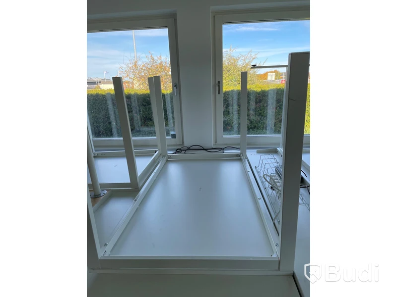 4st vita skrivbord/bord IKEA