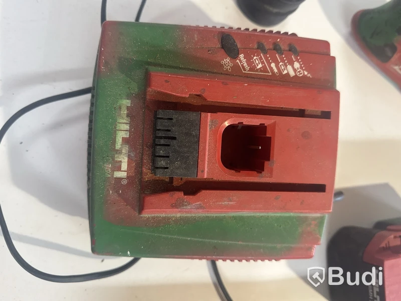 1 st slagborr Hilti med betongborr