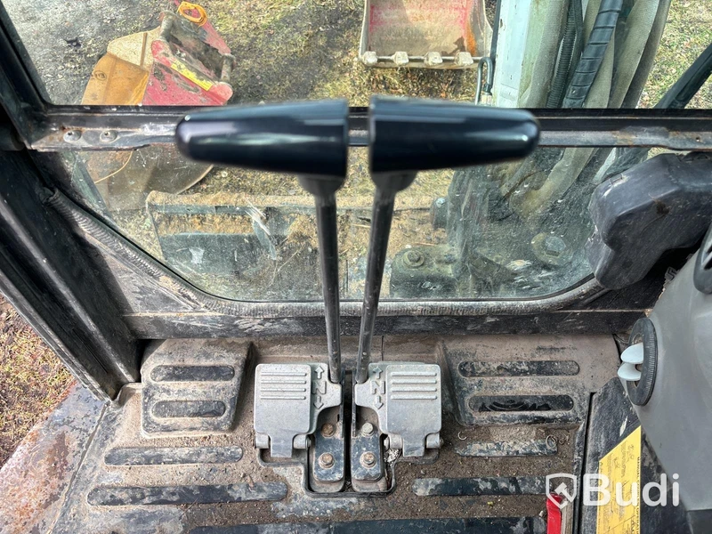 Bandgrävare Bobcat E50 med tiltrotator & redskap | 3989h | 2011