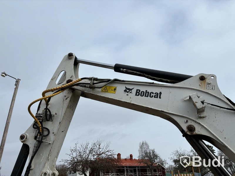 Bandgrävare Bobcat E50 med tiltrotator & redskap | 3989h | 2011