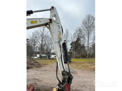Bandgrävare Bobcat E50 med tiltrotator & redskap | 3989h | 2011