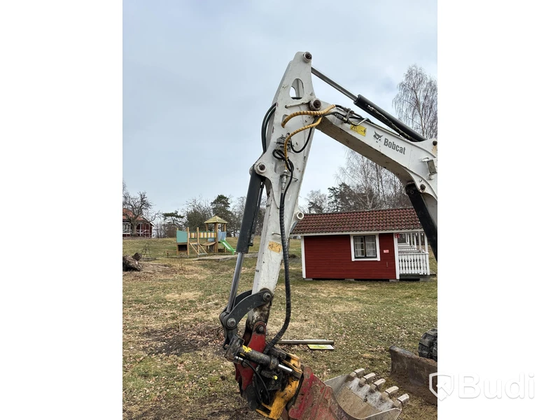 Bandgrävare Bobcat E50 med tiltrotator & redskap | 3989h | 2011