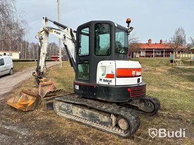 Bandgrävare Bobcat E50 med tiltrotator & redskap | 3989h | 2011