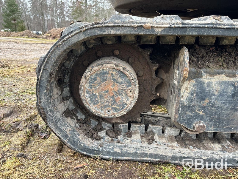 Bandgrävare Bobcat E50 med tiltrotator & redskap | 3989h | 2011