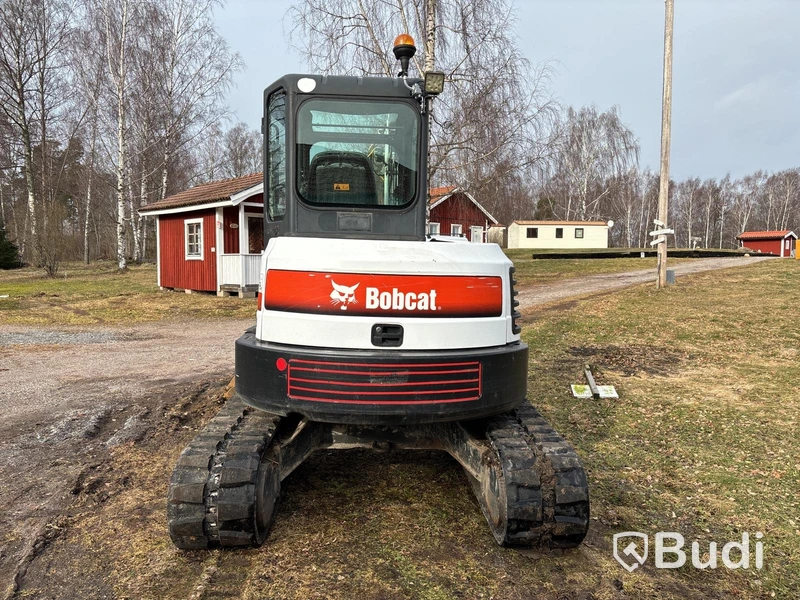 Bandgrävare Bobcat E50 med tiltrotator & redskap | 3989h | 2011