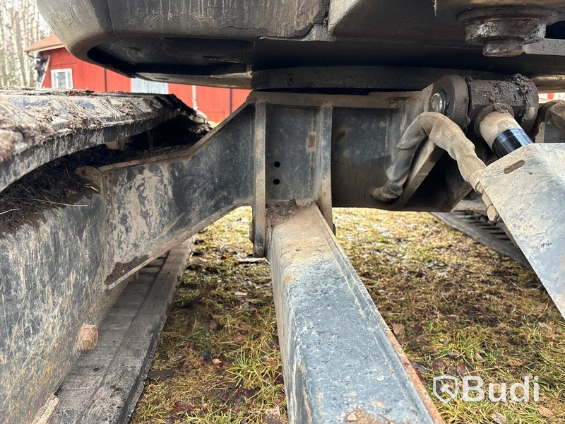 Bandgrävare Bobcat E50 med tiltrotator & redskap | 3989h | 2011