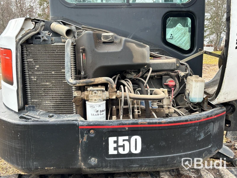 Bandgrävare Bobcat E50 med tiltrotator & redskap | 3989h | 2011