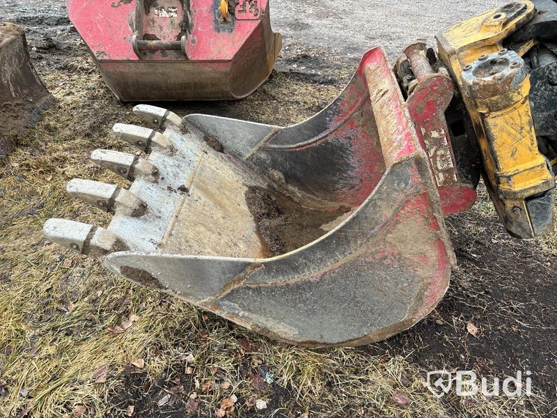 Bandgrävare Bobcat E50 med tiltrotator & redskap | 3989h | 2011