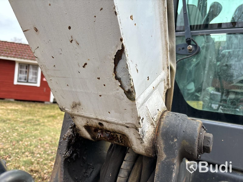 Bandgrävare Bobcat E50 med tiltrotator & redskap | 3989h | 2011