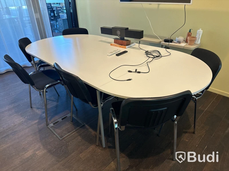 Ihopfällbart konferensbord samt 9 st. stolar - Kinnarps