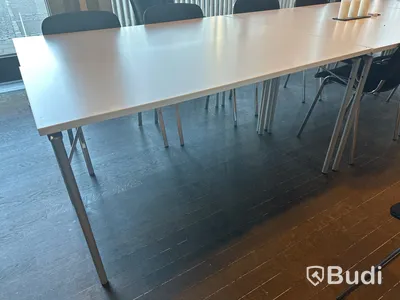 6 st. ihopfällbara bord samt 20 st. stolar - Kinnarps och ekwo