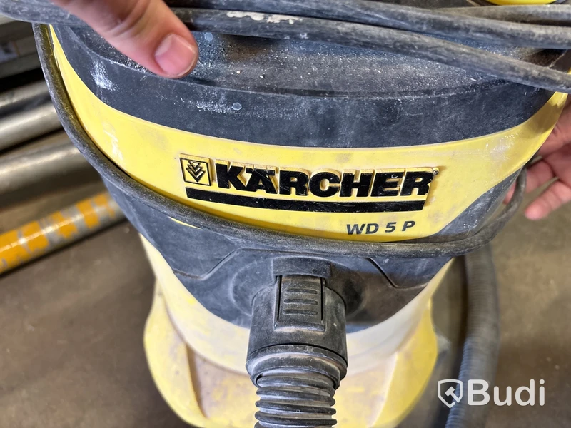 Kärcher grovdammsugare.