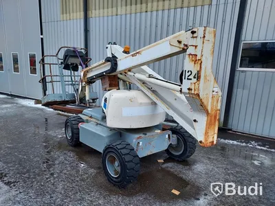 Vikbomslift Terex TA33E repobjekt