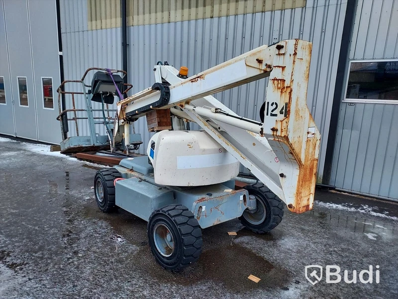 Vikbomslift Terex TA33E repobjekt