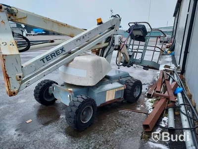 Vikbomslift Terex TA33E repobjekt