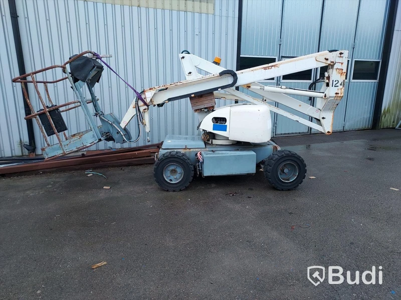 Vikbomslift Terex TA33E repobjekt
